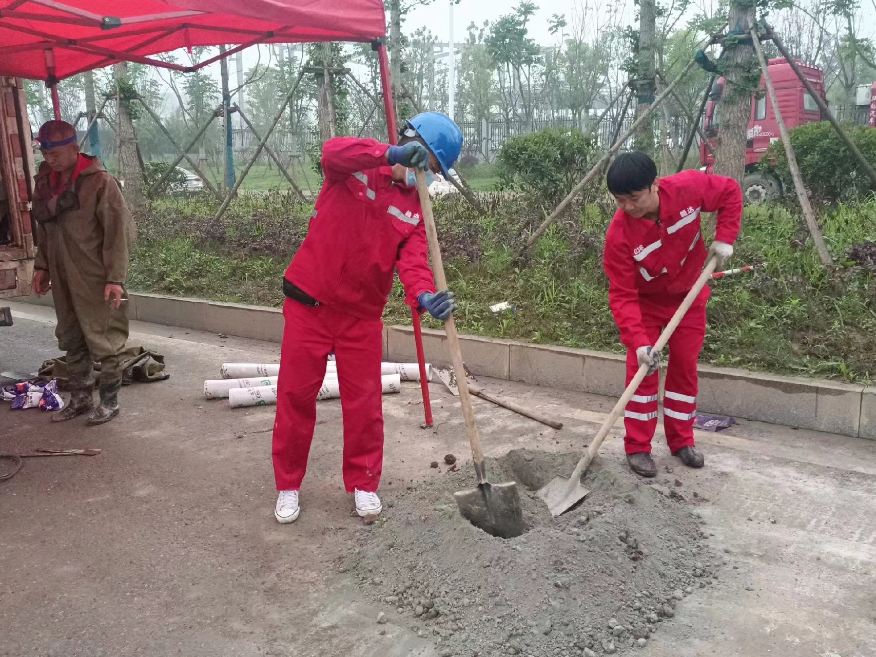 宝安管道疏通哪家好】及时进行市政管道清淤